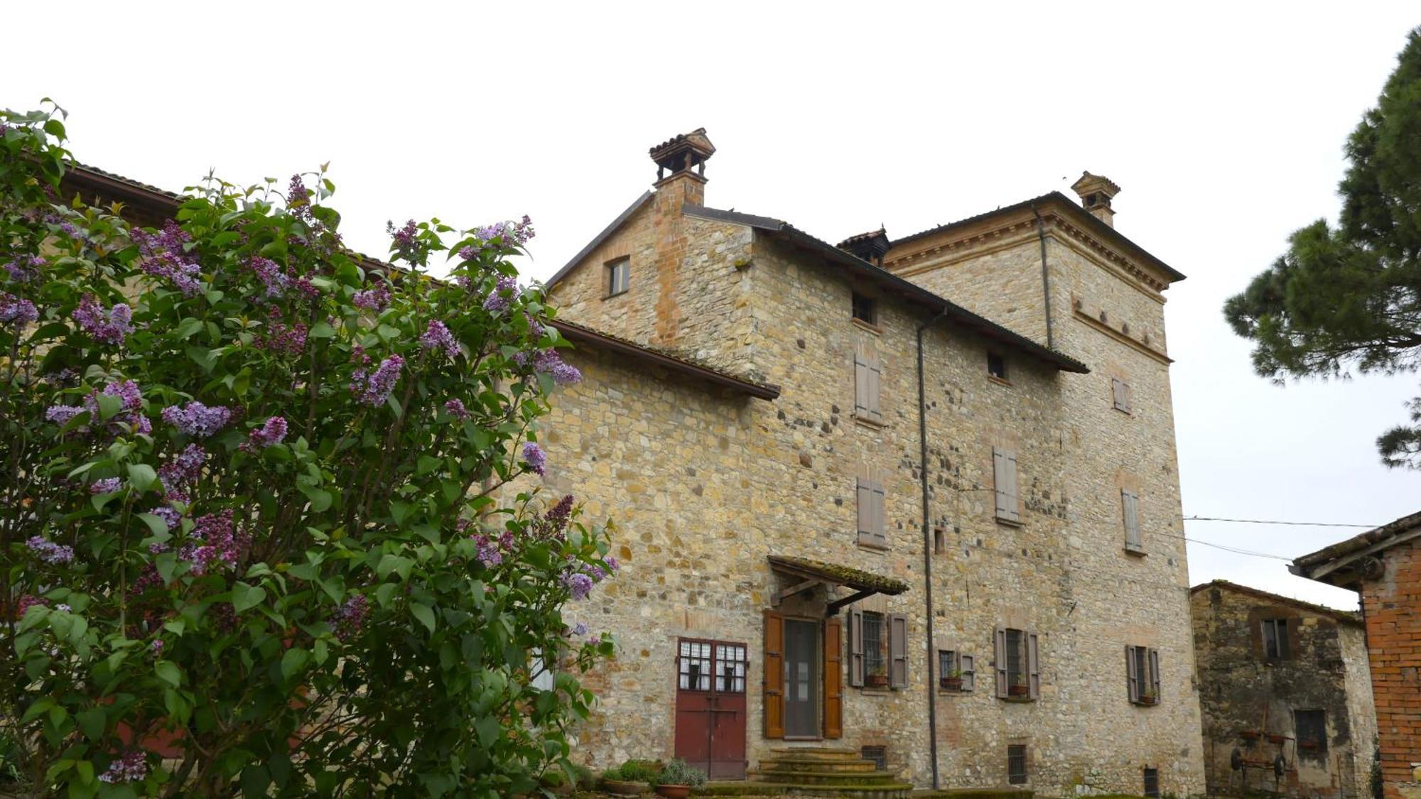 Hostal Torre Colombaia Salsomaggiore Terme Exterior foto