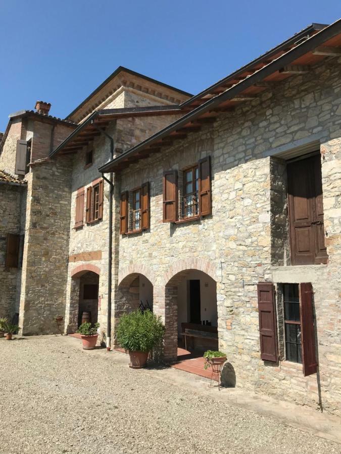 Hostal Torre Colombaia Salsomaggiore Terme Exterior foto